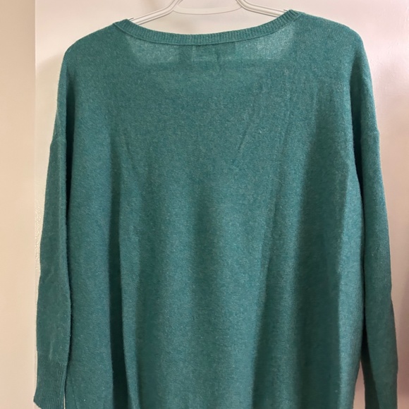 Inhabit Green Cashmere sweater - Picture 2 of 3